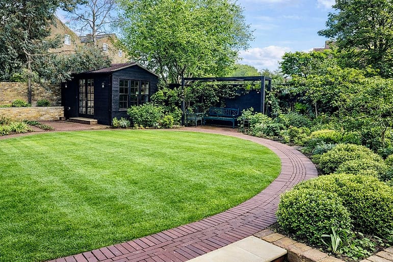 Garden Maintenance by Urban Gardeners in South East London